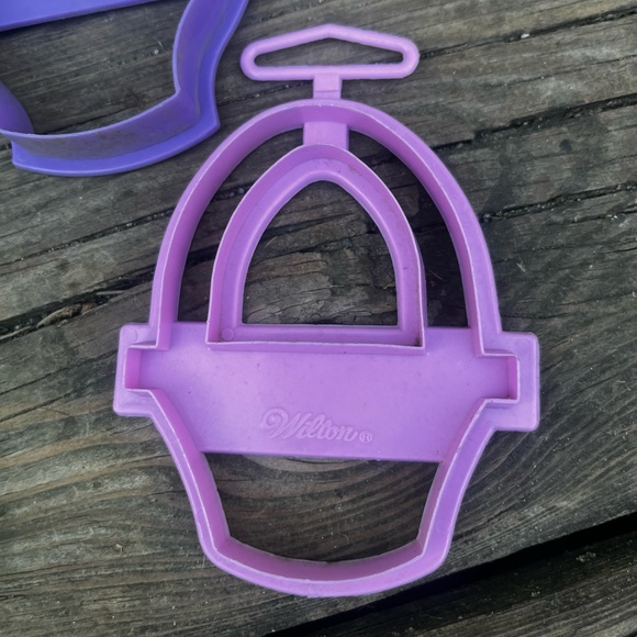 VINTAGE WILTON ASSORTED COOKIE CUTTER BUNDLE OF 8 - Picture 10 of 10